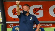 Lillini entona el Goya en el Olímpico Universitario