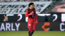 Guillermo Ochoa durante un partido con América