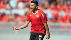 Silvio Romero en festejo de gol