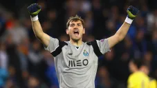 Iker Casillas en festejo con el Porto