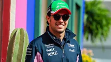 Checo Pérez previo a una carrera en la Fórmula Uno