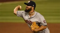 Humberto Castellanos en juego con los Astros
