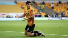 Raúl Jiménez: Lacazette sería el objetivo de la juve por encima del mexicano