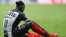 Rayados: Aké Loba se perdió entrenamiento por infección estomacal