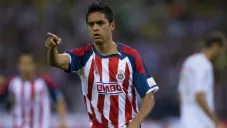 Segio Santana jugando con Chivas