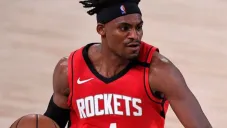 Danuel House Jr. durante un partido con los Rockets