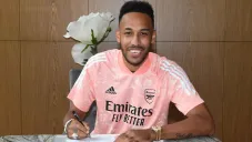 Pierre-Emerick Aubameyang firma su nuevo contrato con Arsenal