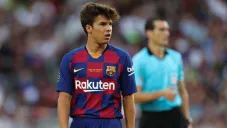 Riqui Puig durante un partido con el Barcelona