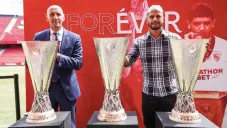 Sevilla: Director deportivo se tatuó el trofeo de la Europa League