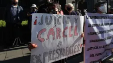 Consulta para enjuiciar a expresidentes