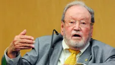 Guillermo Soberón, exrector de la UNAM