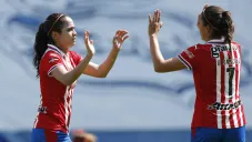 Chivas en festejo de gol