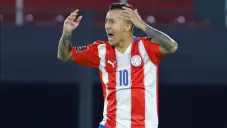 'Kaku' Romero se lamenta en juego ante Bolivia