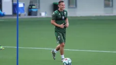 Andrés Guardado durante un entrenamiento con el Betis