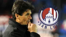 Leonel Rocco dirigiendo partido