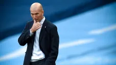Zinedine Zidane en un partido con el Real Madrid