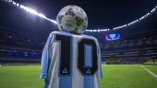El Estadio Azteca rindió un homenaje a Maradona