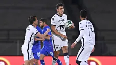 Dinenno celebra ante Cruz Azul