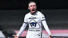 Vigón celebrando gol ante Cruz Azul