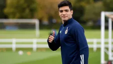 Raúl Jiménez en un entrenamiento con Wolves