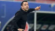 Xavi Hernández dirigiendo un partido del Al-Sadd