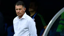Juan Carlos Osorio durante un partido con México