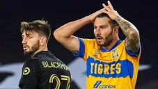 Gignac se lamenta tras acción ante el LAFC