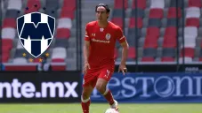 Adrián Mora en un partido con Toluca