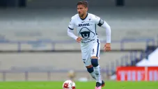 Andrés Iniestra en partido con Pumas