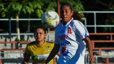 Linda Frías en acción con Alianza Women