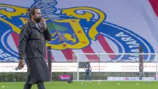 Amaury Vergara en un partido de Chivas