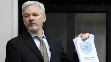 Julian Assange en presentación