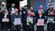 Laporta presumió sus 10 mil 257 firmas a su favor