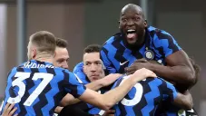 Jugadores del Inter celebran un gol ante el Milan