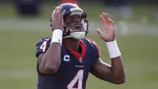 Deshaun Watson se lamenta en un partido con Texans