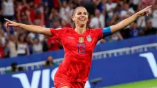 Alex Morgan en un partido con la Selección de Estados Unidos