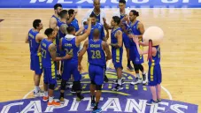 Plantilla de los Capitanes tras lograr una victoria