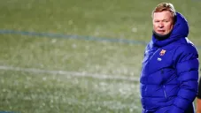 Ronald Koeman durante un partido con Barcelona