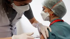 CanSino solicitó a Cofepris autorización para su vacuna