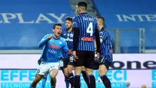 Chucky Lozano festeja tras su gol