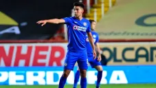 Fernández en un partido con Cruz Azul
