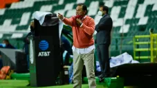 Juan Reynoso en victoria ante León