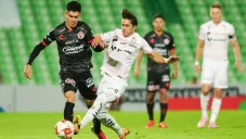 Acciones entre Santos y Xolos en el Guardianes 2020