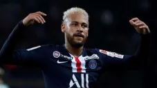Neymar Jr reacciona en partido del PSG