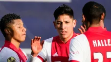 Edson Álvarez en la victoria del Ajax sobre el Zwolle