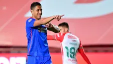 Luis Romo en un partido con Cruz Azul