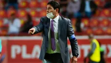 Alfonso Sosa durante el duelo ante Necaxa