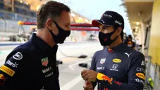 Sergio 'Checo' Pérez en práctica para el Gran Premio de Baréin con la escudería de Red Bull