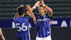 Javier Hernández festejando un gol a favor del LA Galaxy