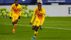 Ilaix Moriba festeja un tanto con el Barcelona